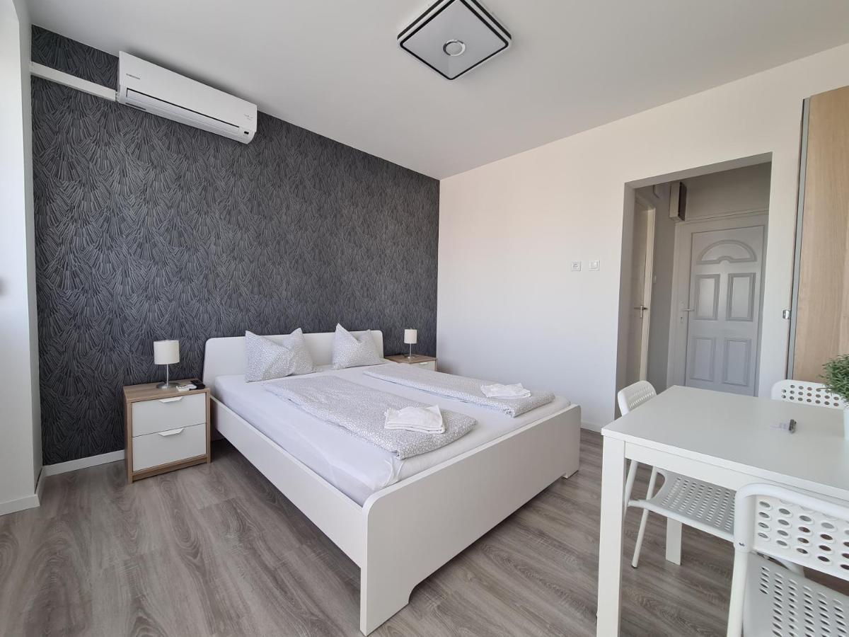 Surman Apartmanok Siófok Exteriör bild