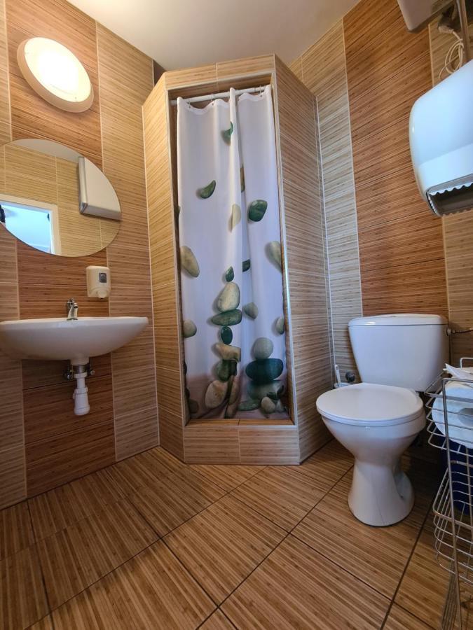 Surman Apartmanok Siófok Exteriör bild