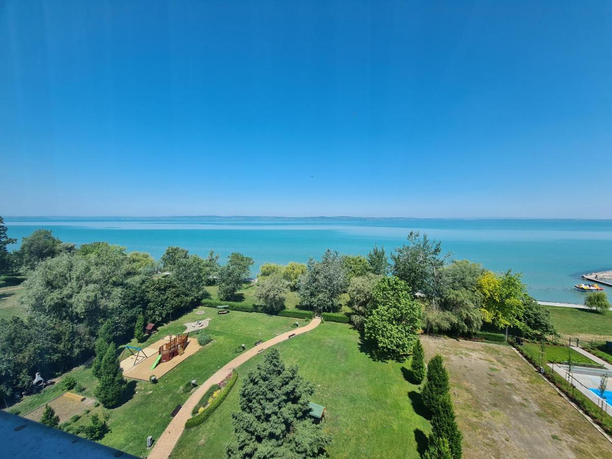 Surman Apartmanok Siófok Exteriör bild