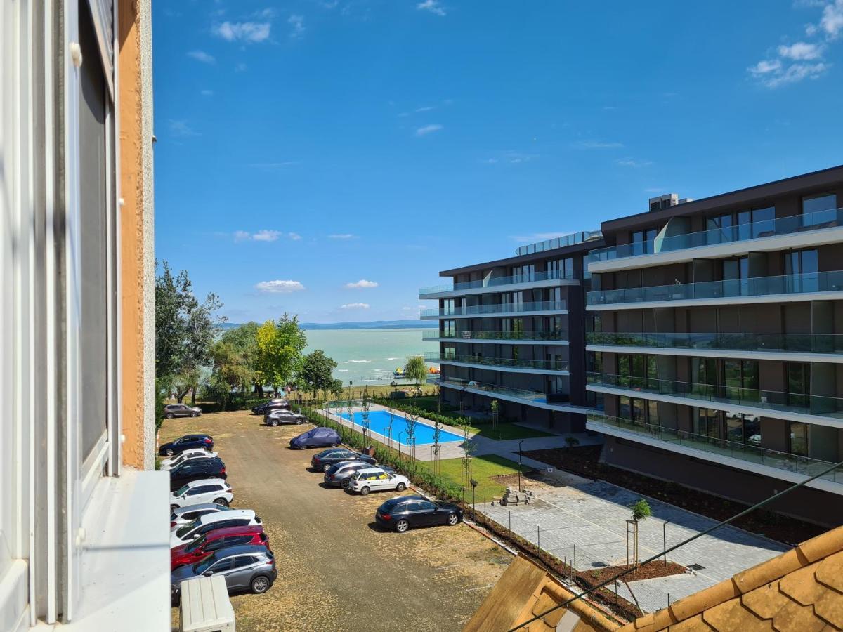 Surman Apartmanok Siófok Exteriör bild