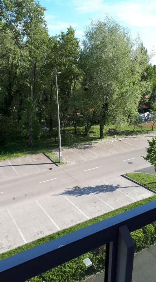 Surman Apartmanok Siófok Exteriör bild